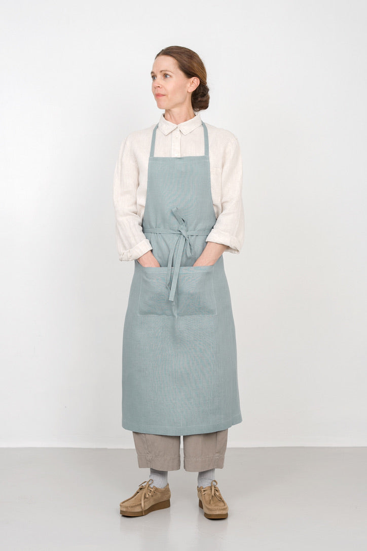 Full Apron: Clair