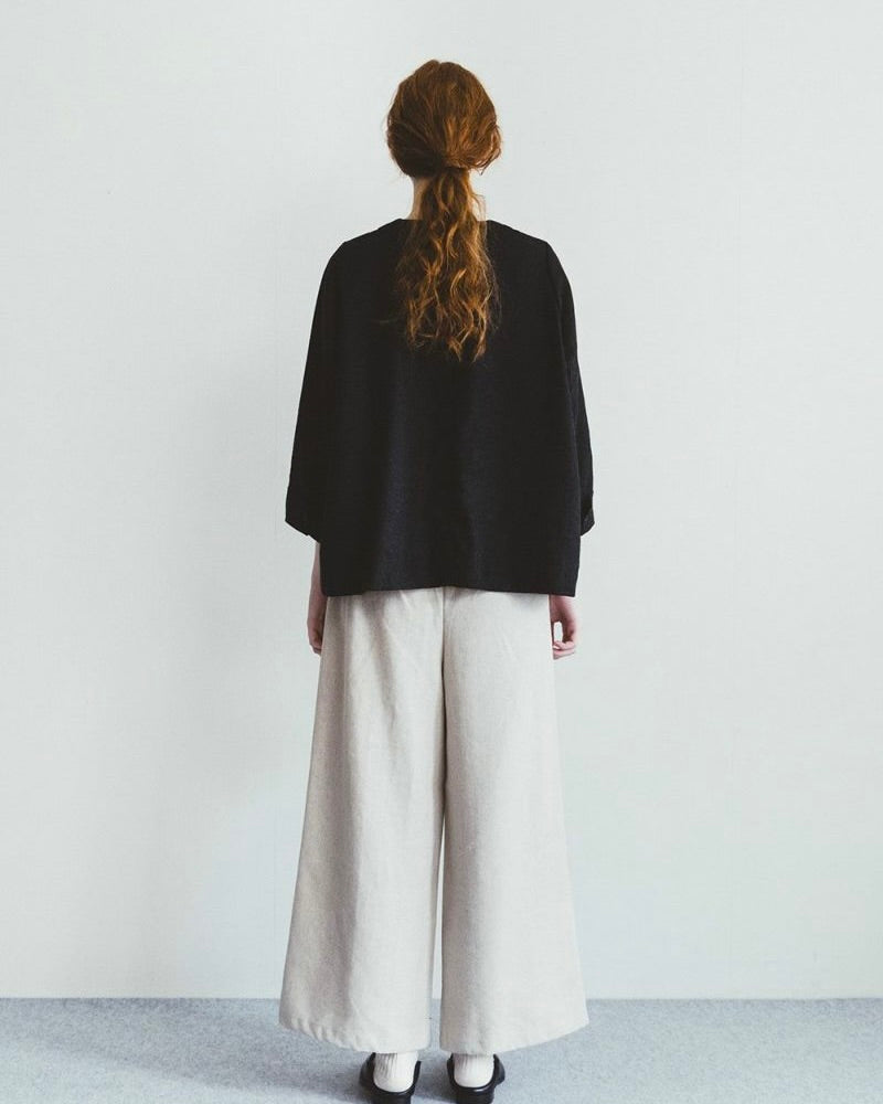 Himani Pant: Wool Linen Natural